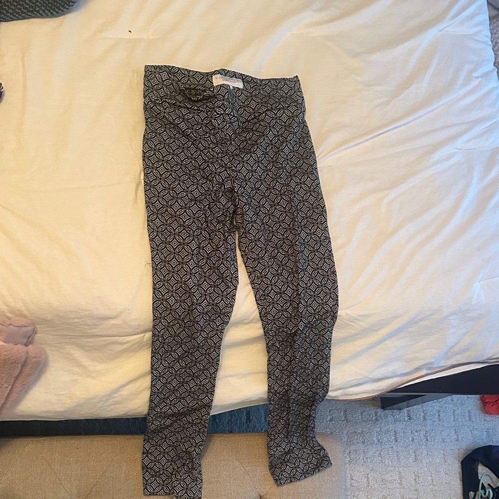 Patterned Black and White Margaret M Slimming Pants